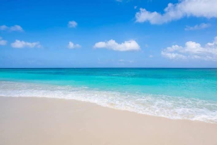 Beach Living At Island Pine Villas Blse George Town Luaran gambar